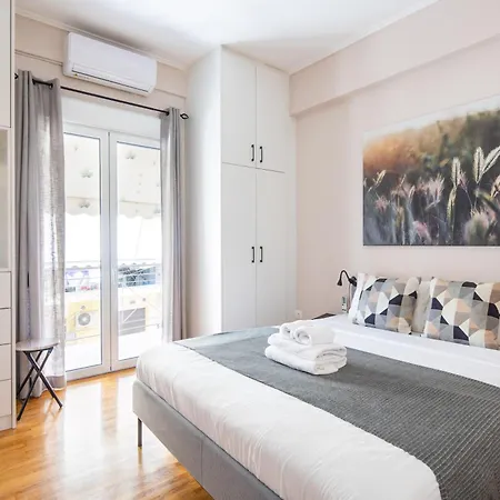 Apartment Selany's Chic In The Heart Of